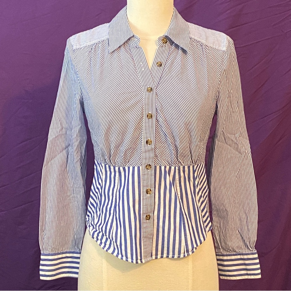 Maeve by Anthropologie Blue and White Striped Button-Down Shirt. Size 0.
